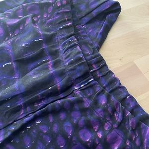 Medium Poprageous purple dragon scale leggings